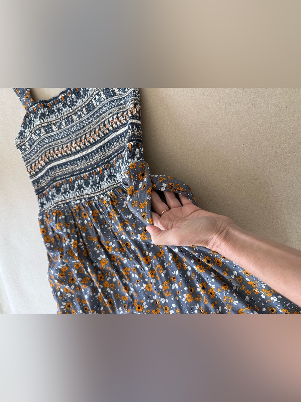 Dokotoo — NWOT Smocked Wide-Leg Jumpsuit in Blue Floral — Size M - Picture 10 of 12
